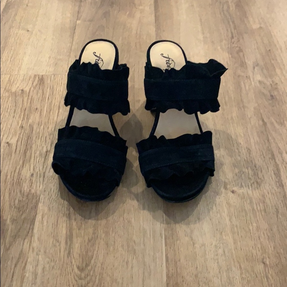 Free People Rosie Ruffle Heel